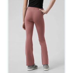 Athleta Girl Chi Chat HighRise Flare Mauve/Berry Rose Size XL/14